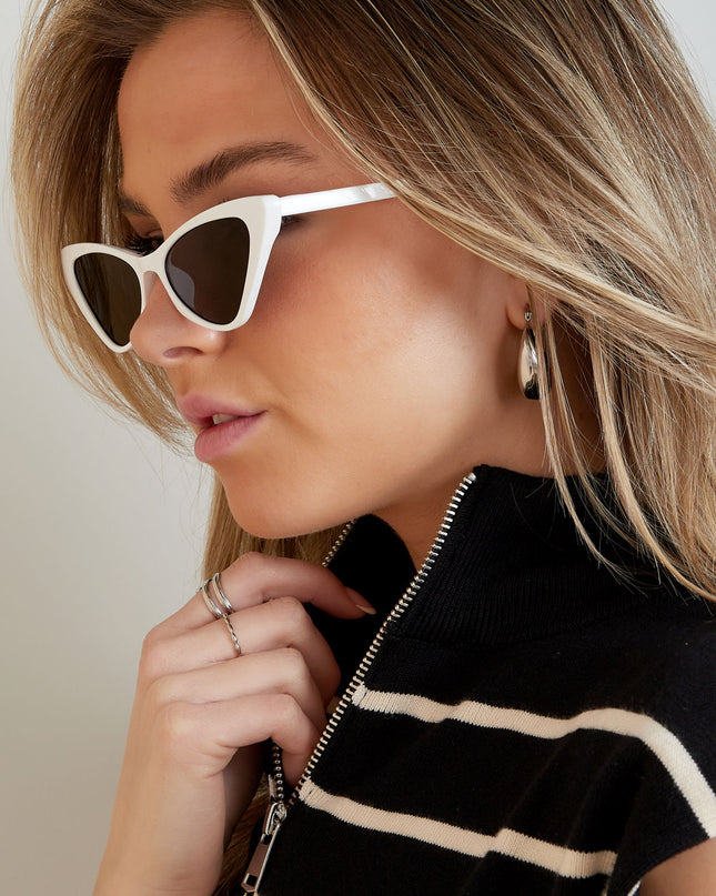 CAT EYE SUNGLASSES