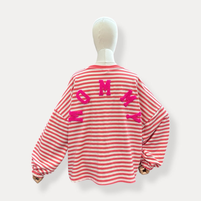 Mommy Streep Sweater | roze-fuchsia
